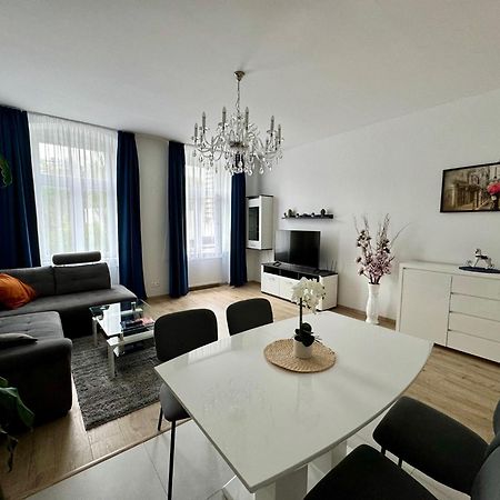 Top Class Apartments In Carlsbad 카를로비바리 외부 사진