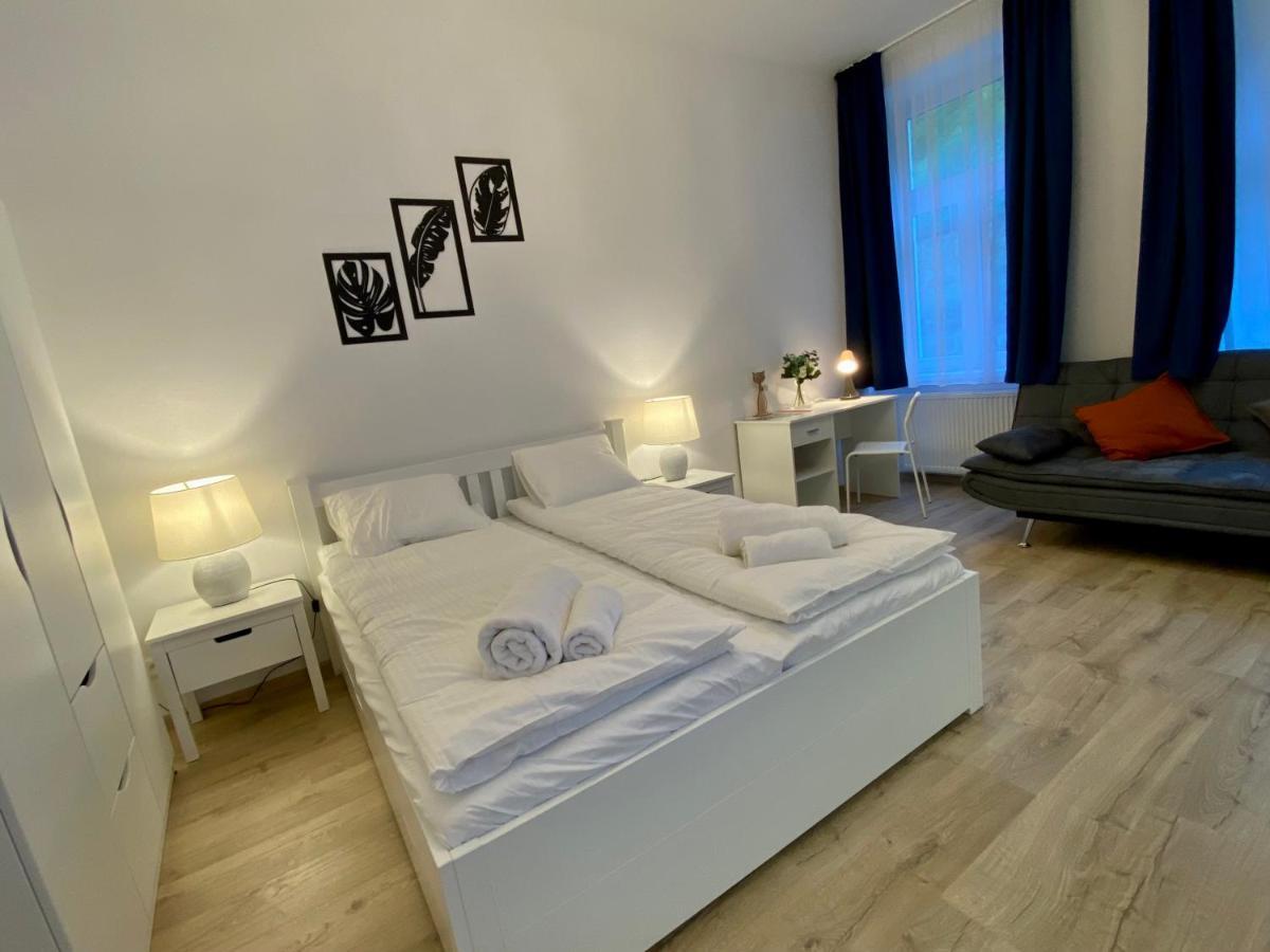 Top Class Apartments In Carlsbad 카를로비바리 외부 사진