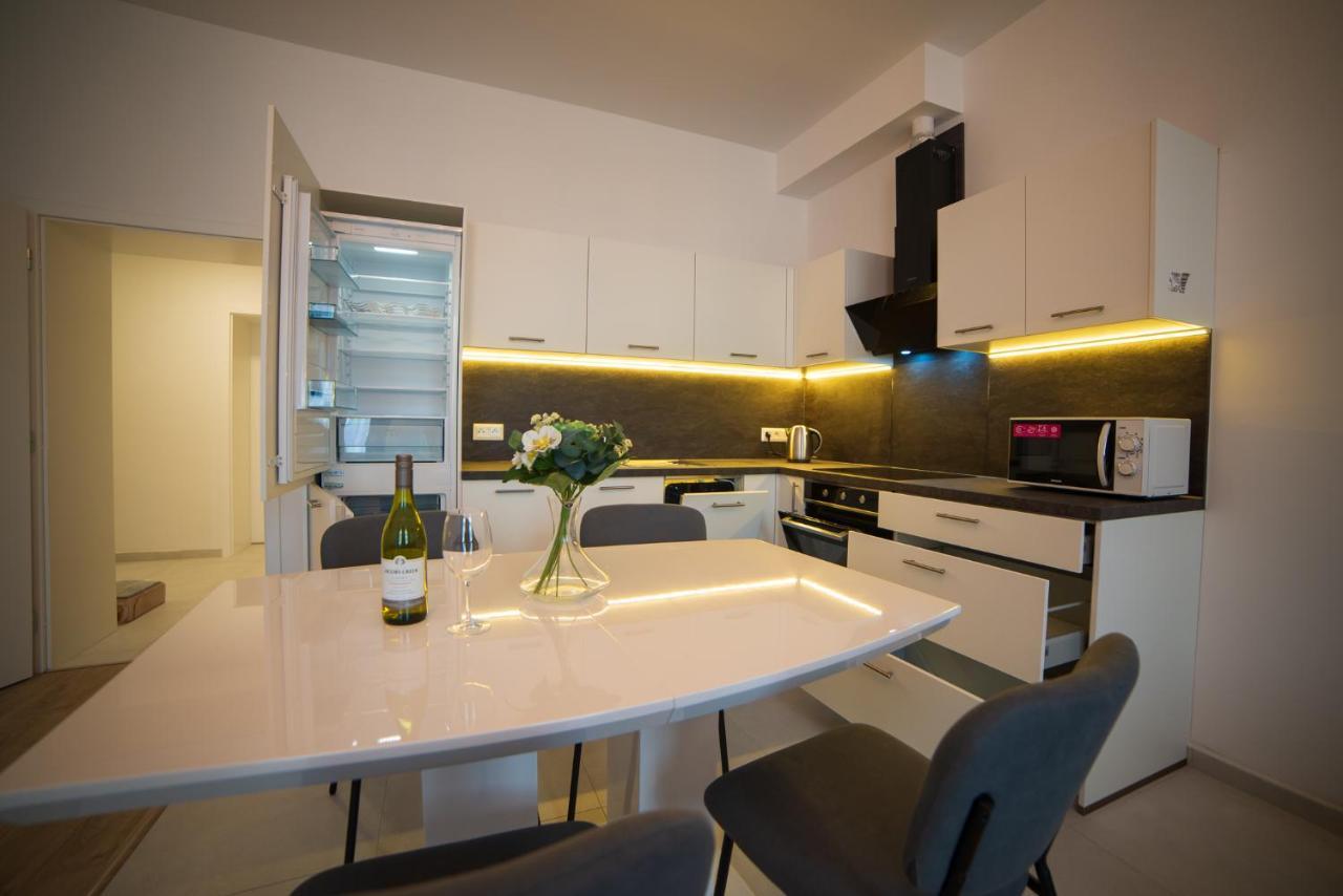Top Class Apartments In Carlsbad 카를로비바리 외부 사진