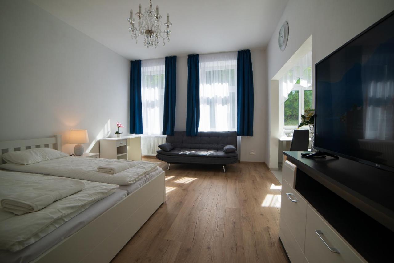 Top Class Apartments In Carlsbad 카를로비바리 외부 사진