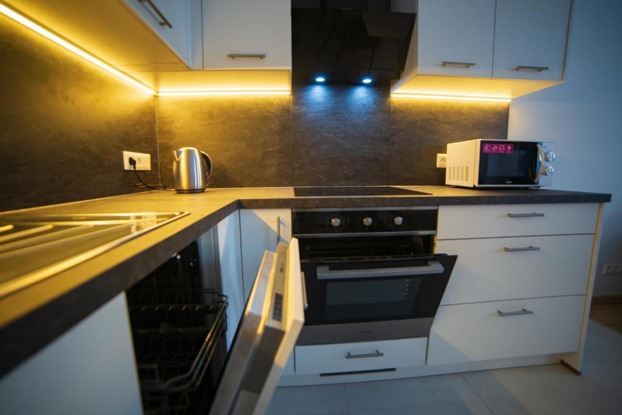 Top Class Apartments In Carlsbad 카를로비바리 외부 사진