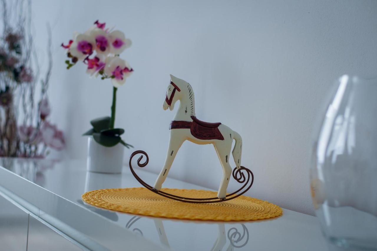 Top Class Apartments In Carlsbad 카를로비바리 외부 사진