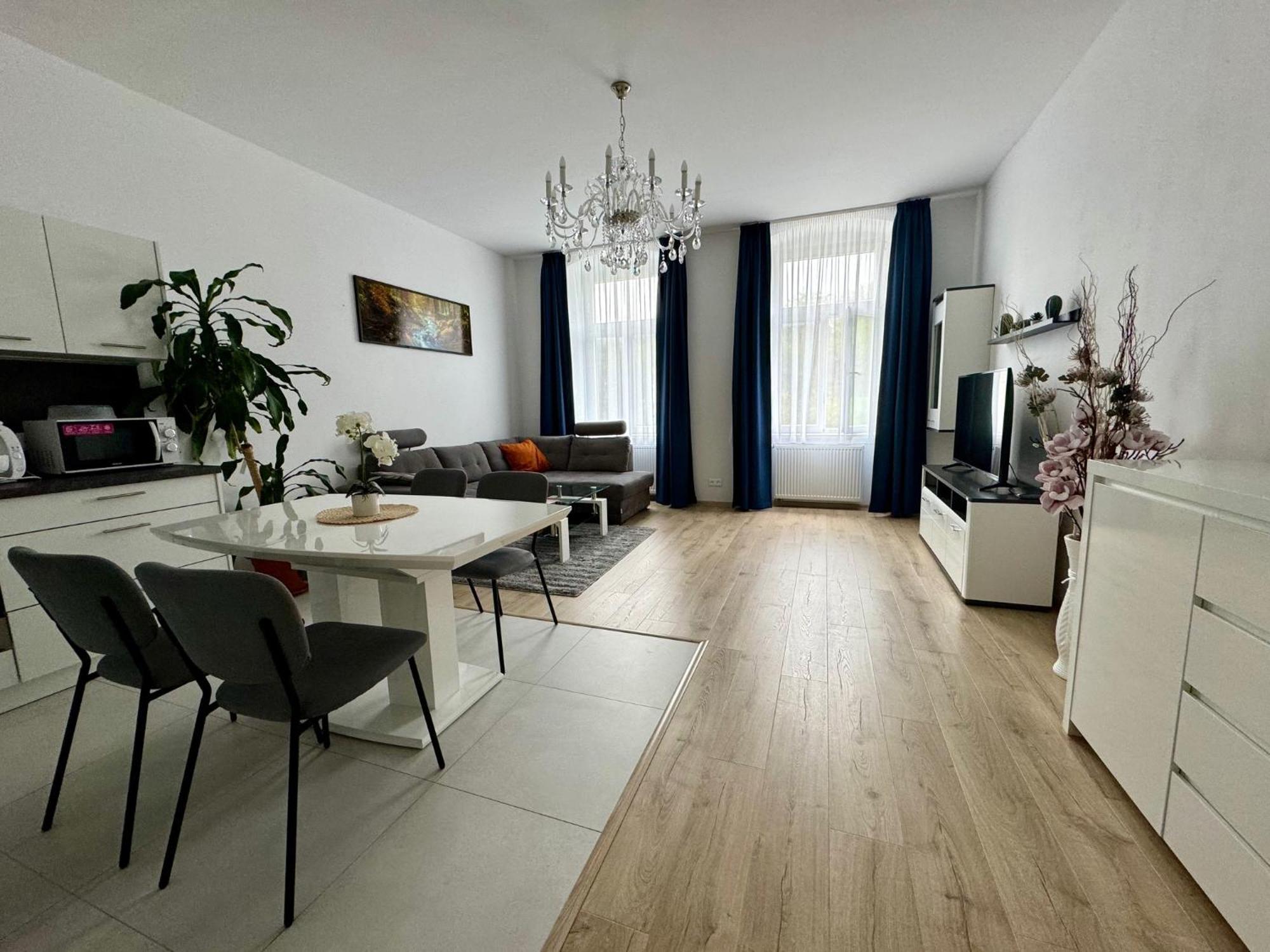 Top Class Apartments In Carlsbad 카를로비바리 외부 사진